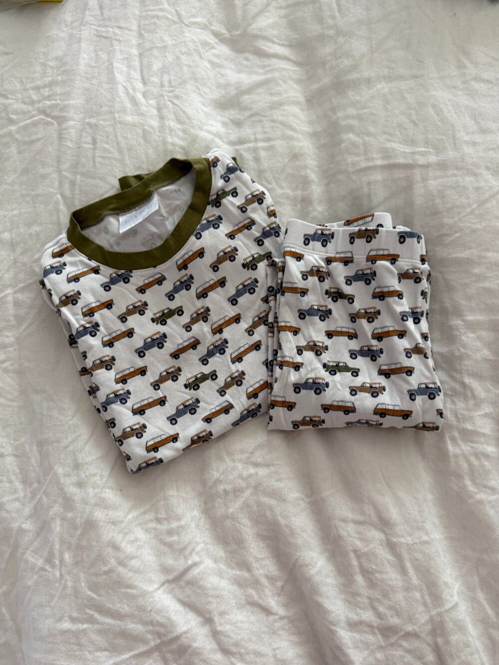 Boys Car Print Lake Pajamas, sz 10
